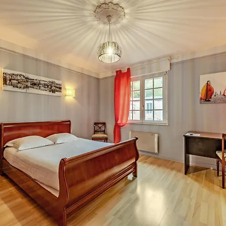 Отель Logis De La Corniche Брест