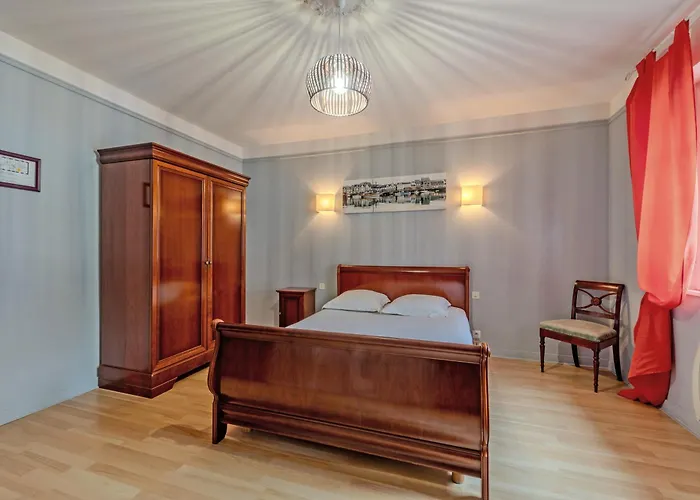 Logis De La Corniche Отель 3*