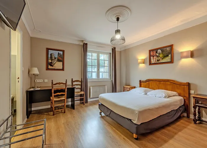 Logis De La Corniche 3*