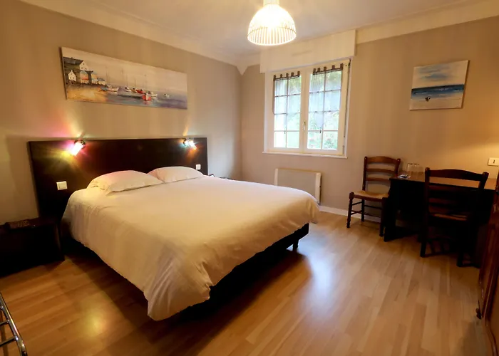 Logis De La Corniche Отель