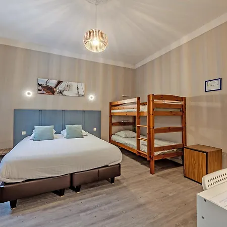 Hotel Logis De La Corniche