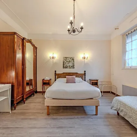 Hotel Logis De La Corniche