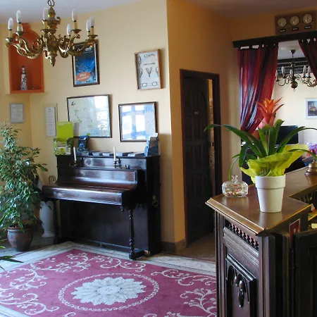 Logis De La Corniche 3*