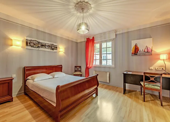 Hotel Logis De La Corniche Brest