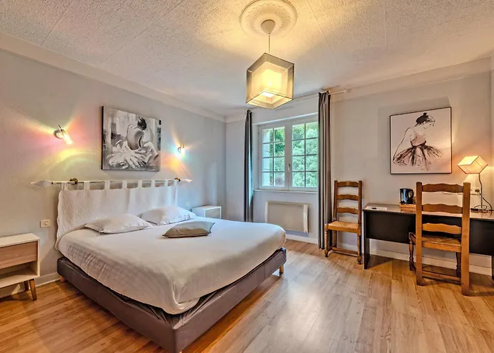 Logis De La Corniche Hotel