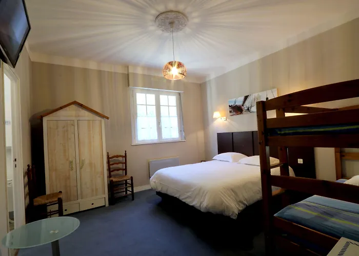 Logis De La Corniche Brest