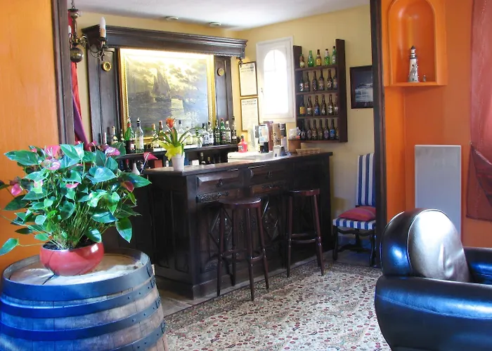 Logis De La Corniche Hotel