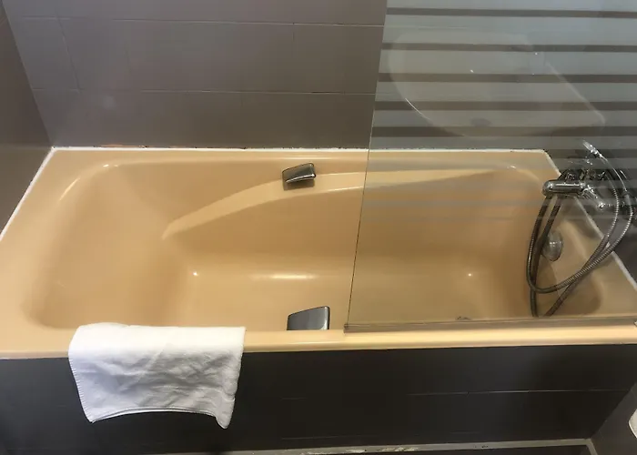 Logis De La Corniche 3*